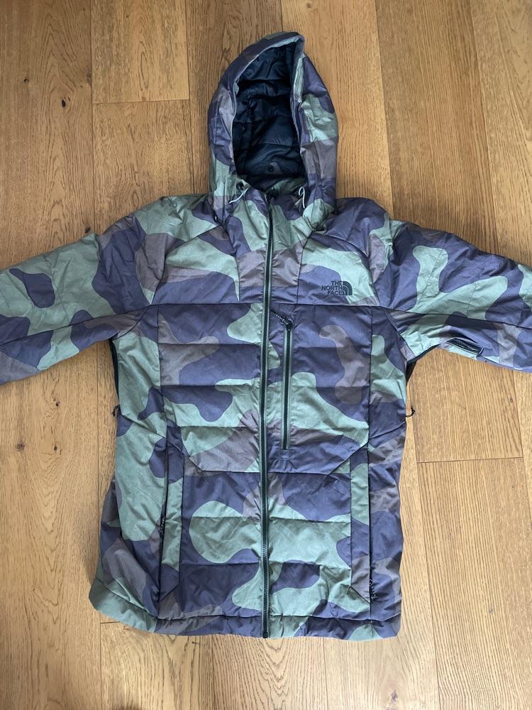 Northface camo down jacket