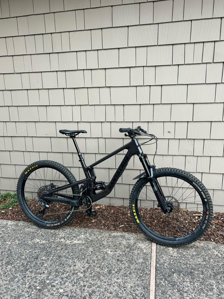 2022 Santa Cruz 5010 Medium