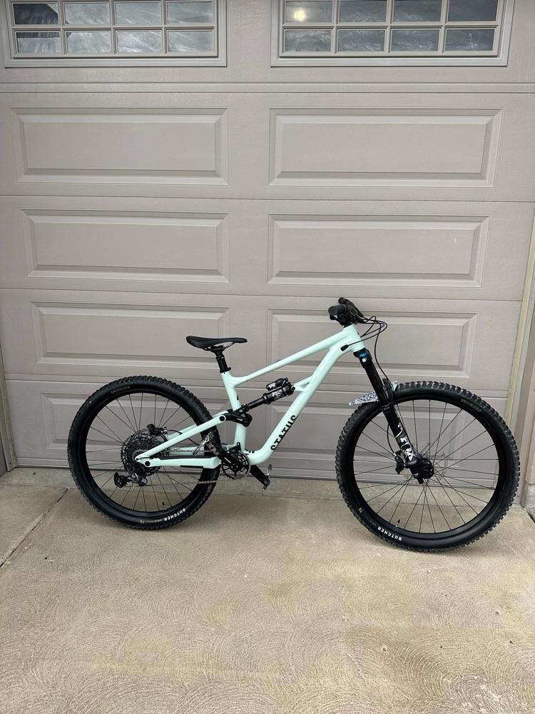 Specialized status 160 s3