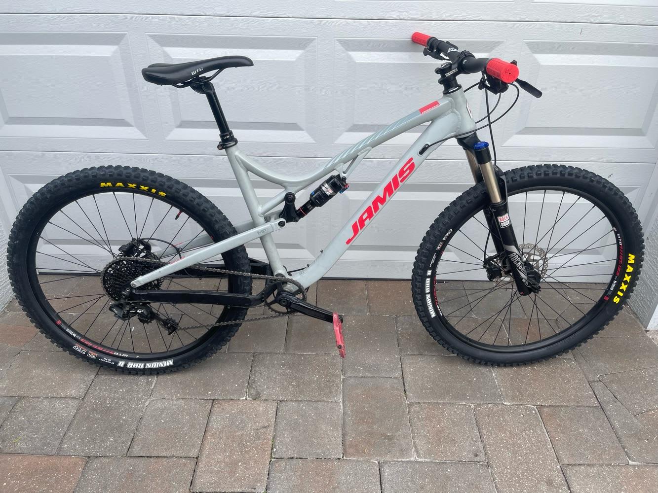 Jamis Dakar A1 Mountain Bike