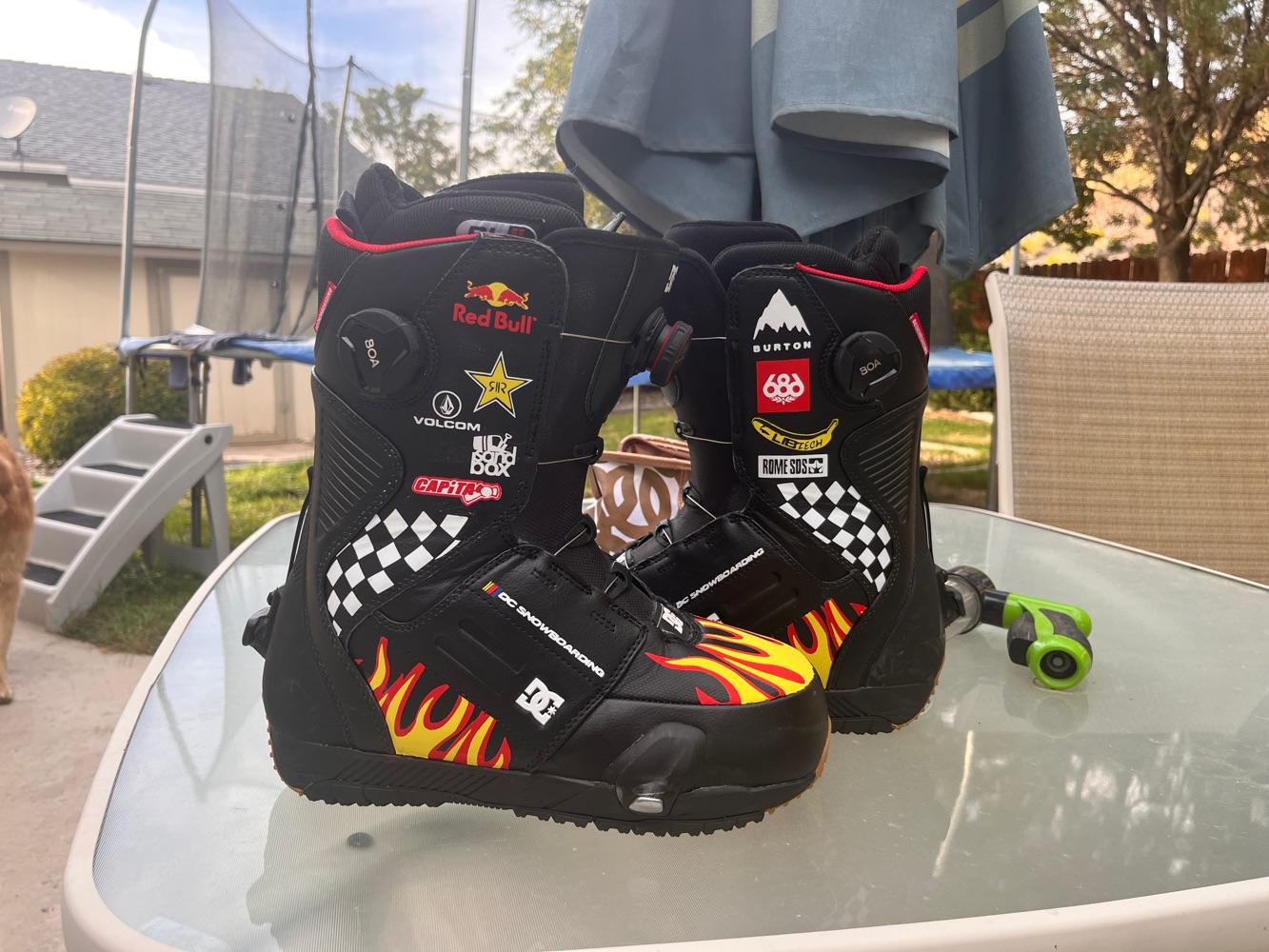 9.5 custom DC Control boots