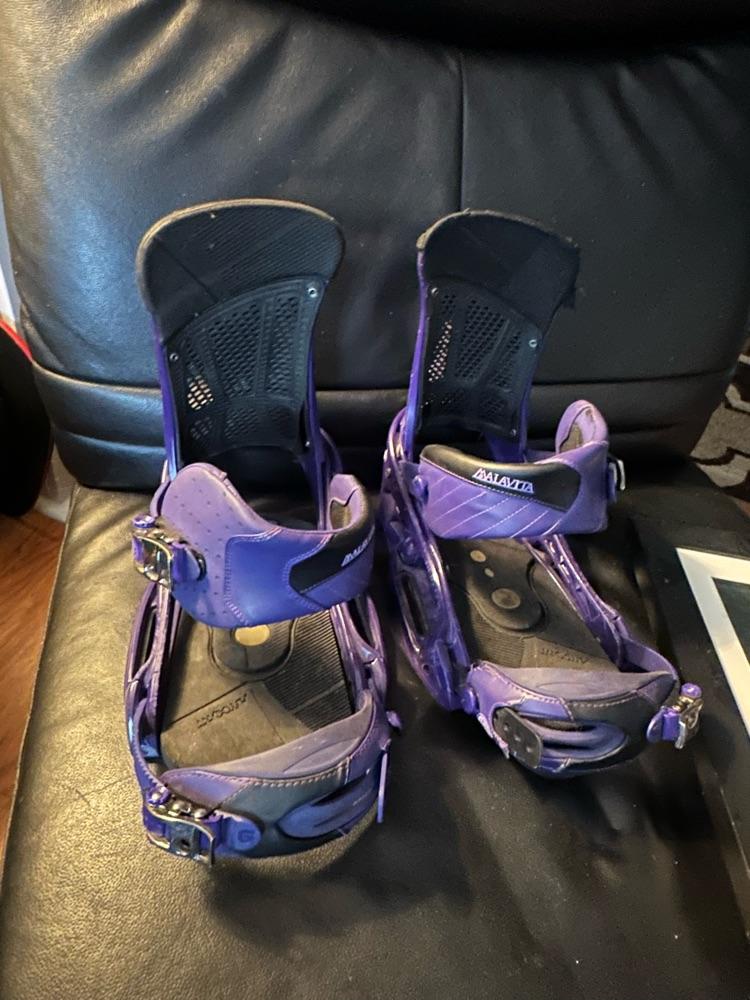 Burton malvita snowboard bindings