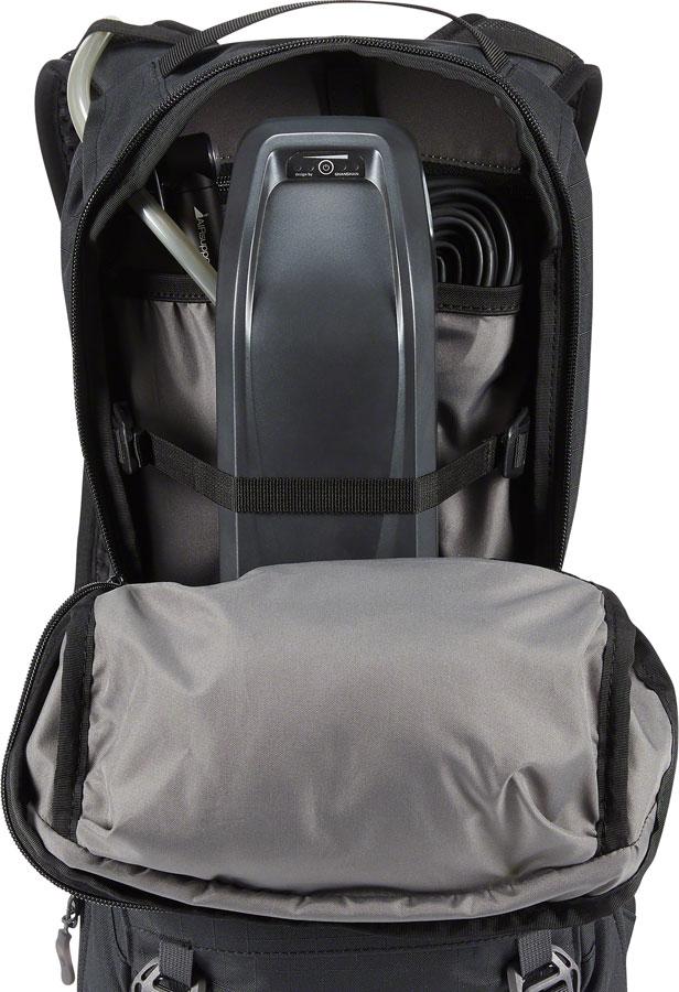 Dakine Drafter Hydration Pack - 14L, Black