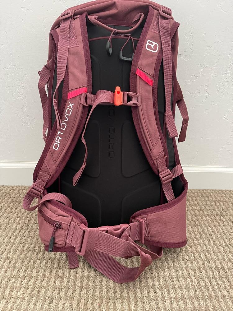 Women’s Backcountry Backpack 28L
