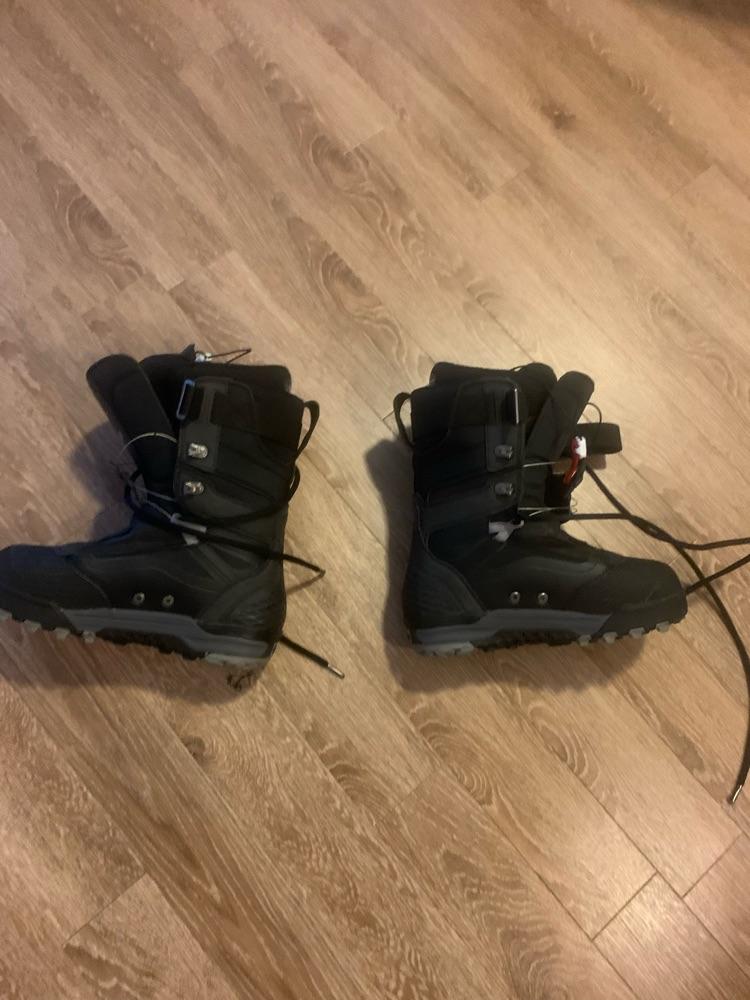 Vans Infuse Snowboard Boots Size 9