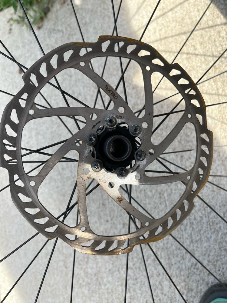 27.5 fw raceface arc 30 with DT Swiss 350 boost hub