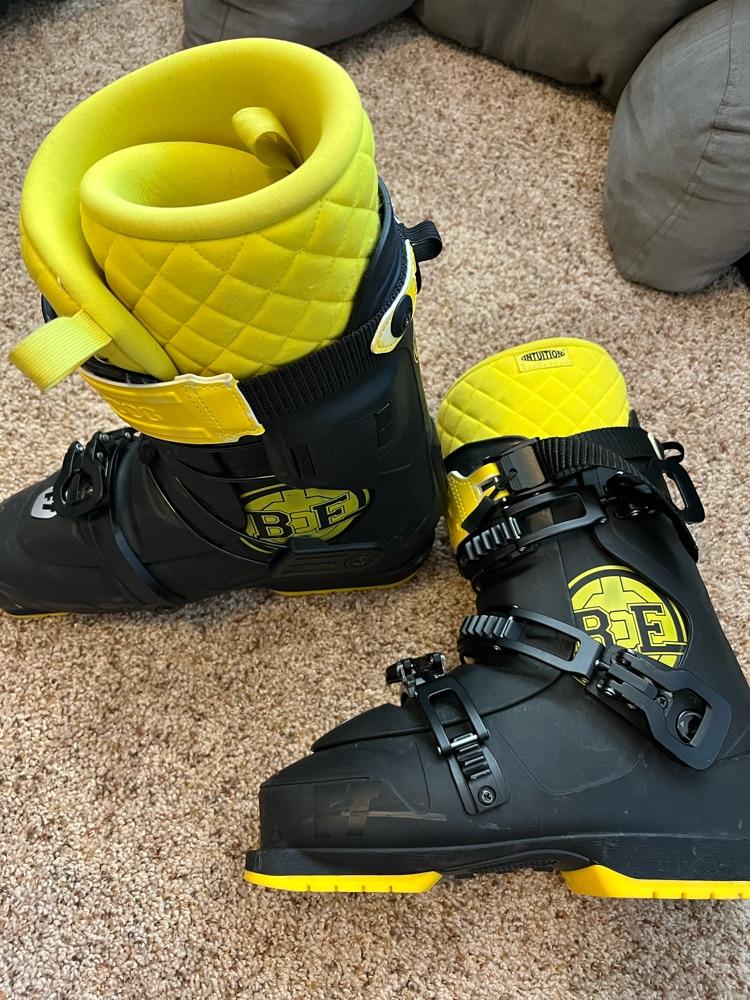 2021 Full tilt B & E ski boot with extra tongue